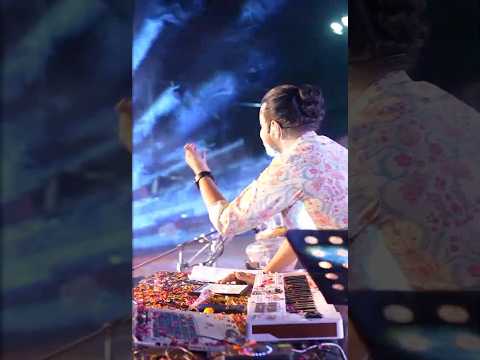 Live Performance 02